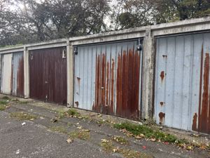 Photo 4- click for photo gallery